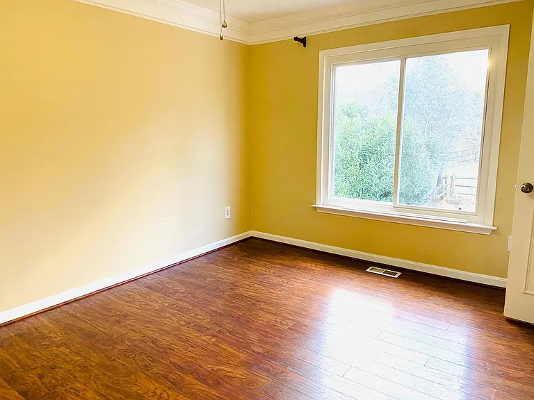 11266 Valley Bend Dr — Photo 19