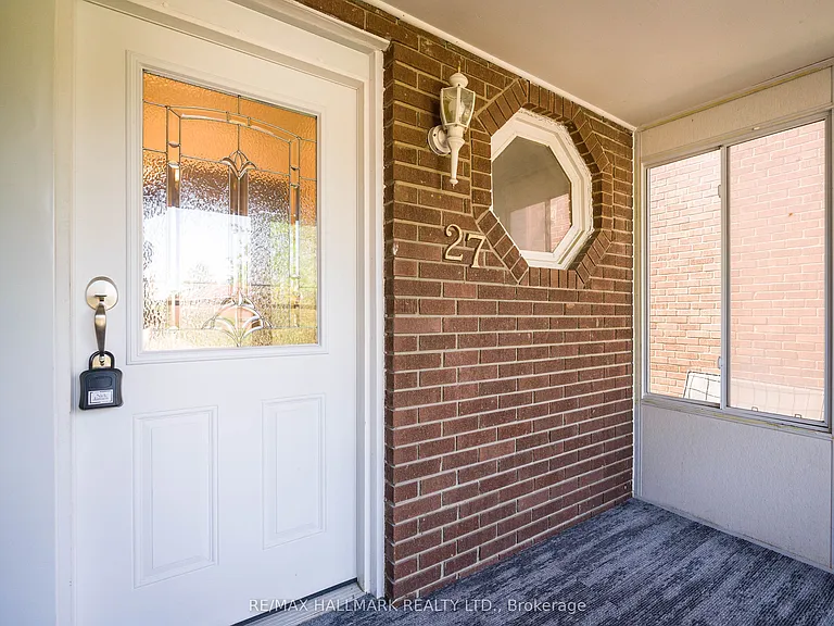 27 Keyworth Trl #UPPER — Photo 3
