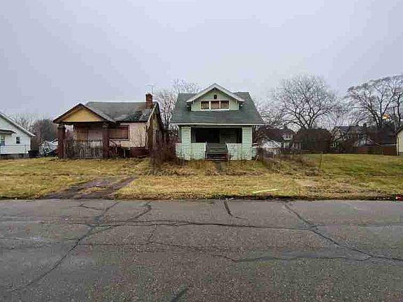 13558 Manor
