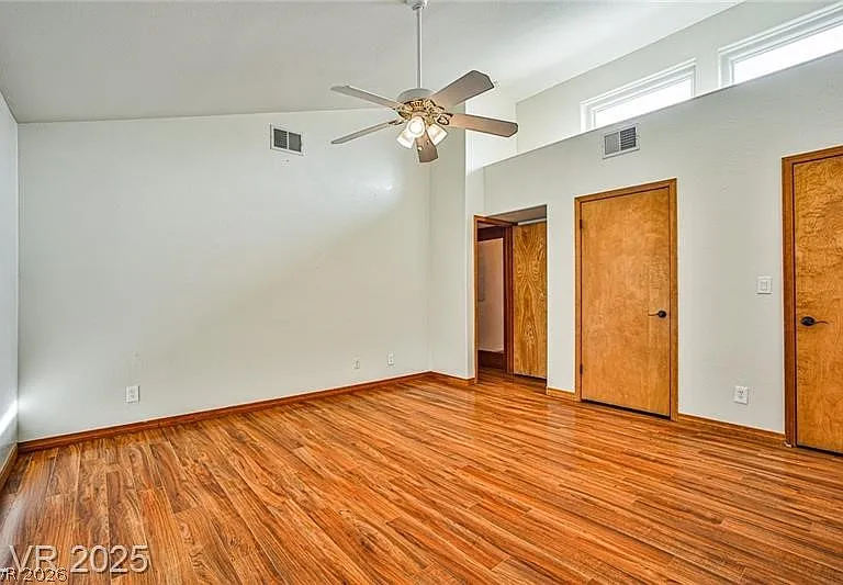 6315 N Park St — Photo 29