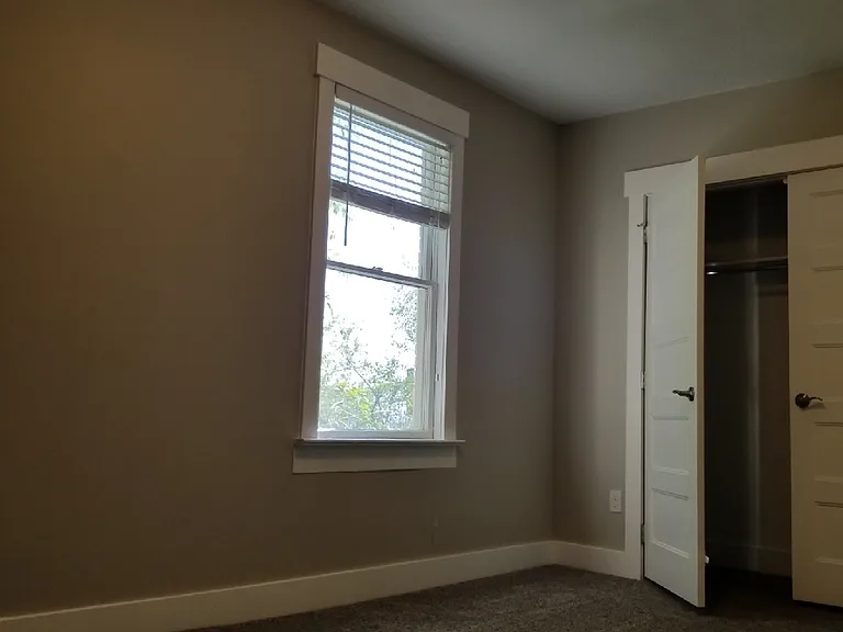 301 N Almond St — Photo 10