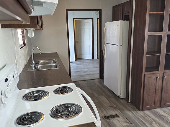 4th image of 3 Red Plum Rd