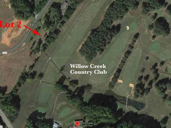 2 Willow Creek Rd, Rocky Mount, VA 24151