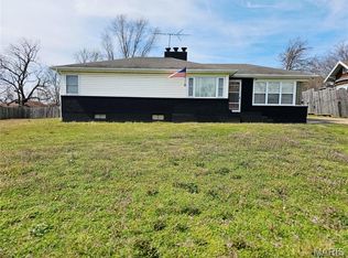 406 N Commercial St, Crocker, MO 65452