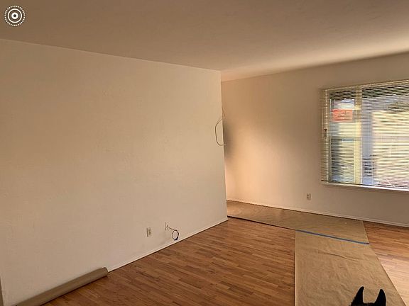4th image of 9747 Riverview Ave #7