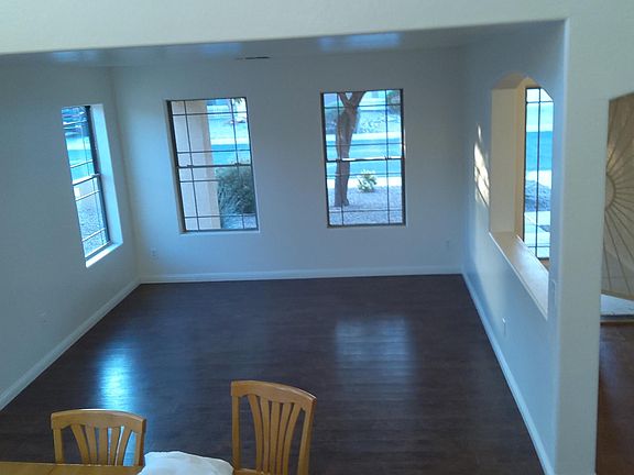 4th image of 1582 N Desert Willow Ave
