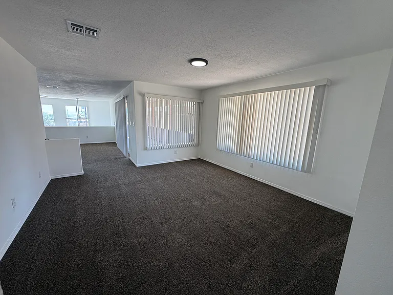 4808 Driftwood Ave NW — Photo 13