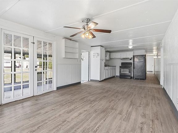 4th image of 37421 Marcy Ln