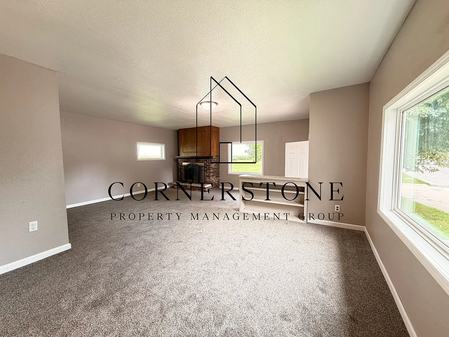 3 bedroom house in Rockwell City $1,200 — Photo 2