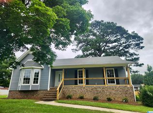 1220 Cozy Cir, Bessemer, AL 35023