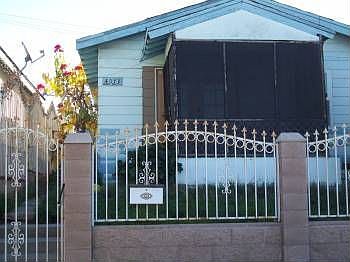 1st image of 4073 49th St