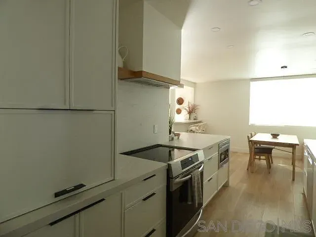 909 Coast Blvd #17 — Photo 19