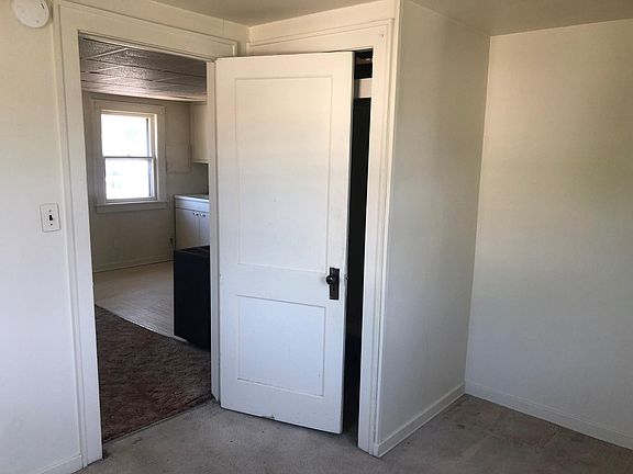 5th image of 800 N Wenona St