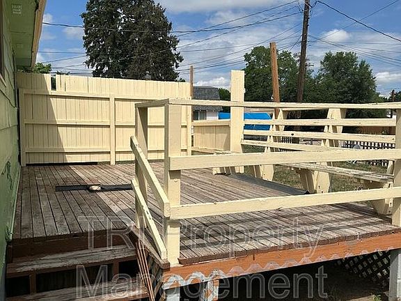 5th image of 1453 1/2 N 10th Ave