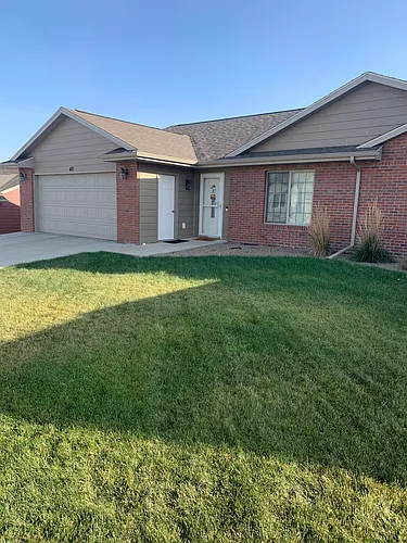 411 Sapphire Ln Photo 1