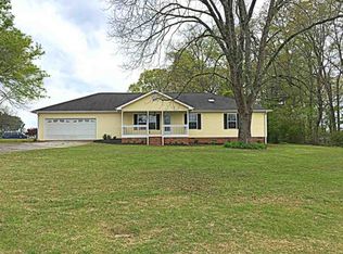 109 Sunset Dr, West Union, SC 29696