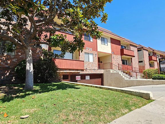 2nd image of 3728 Jasmine Ave #B7