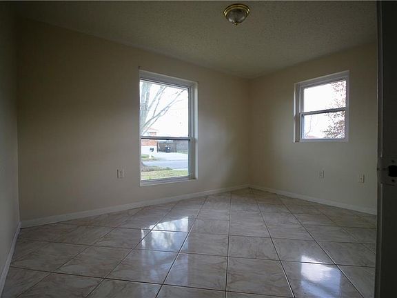 5th image of 7620 Hansbrough St