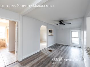 455 Wentworth St N #3, Hamilton, ON L8L 5W7