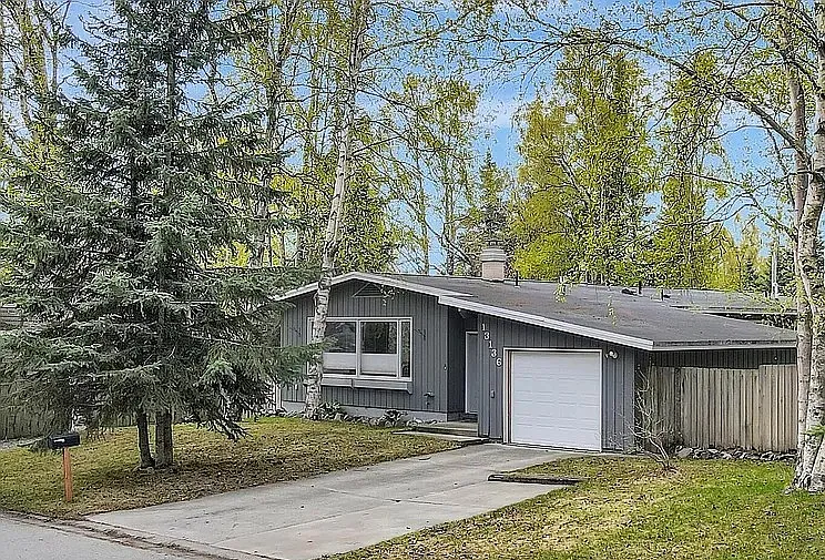 13136 Cape Cir