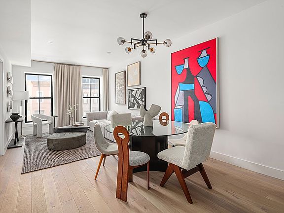 4th image of 371 Douglass St APT 2