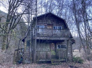 94296 Horton Rd, Blachly, OR 97412