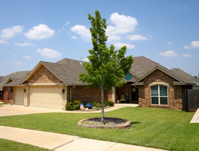 2513 SE 9th St, Moore, OK, 73160