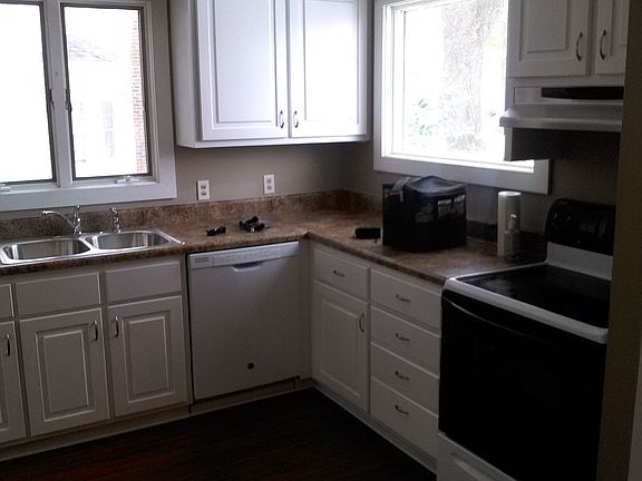 2nd image of 5625 Parish Ln