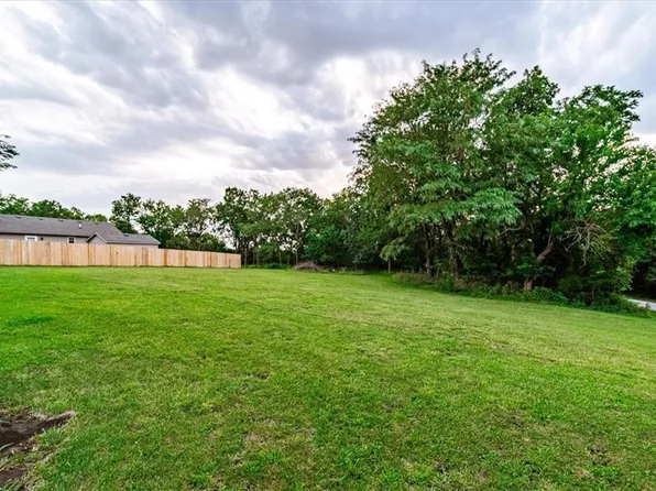 14 Sunset Cir, Linn Valley, KS 66040