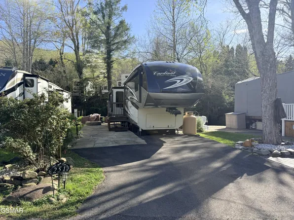 4229 E Pkwy #251-lot 251, Gatlinburg, TN 37738