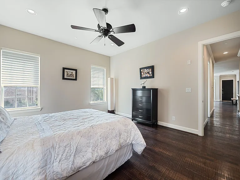 5001 Meridian Ln #2103 — Photo 16