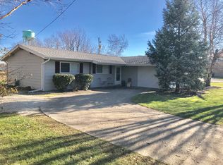 1103 Eagle Ave, Washington, IL 61571