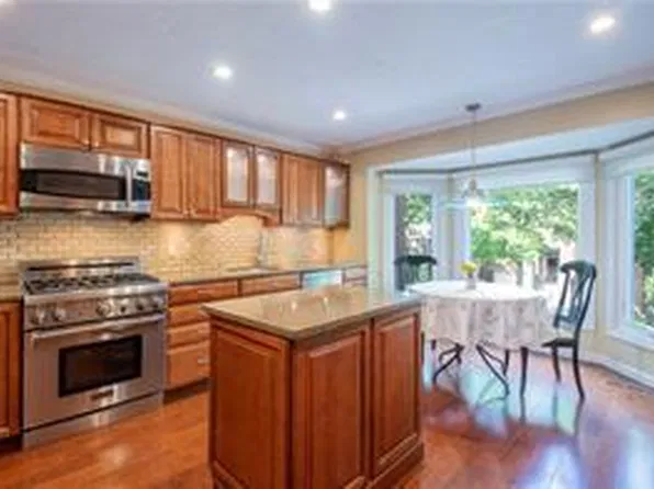 100 Denniston St APT 50, Pittsburgh, PA 15206