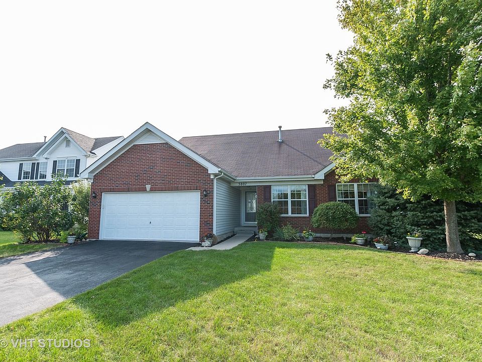 1st image of 3807 Stockton Dr