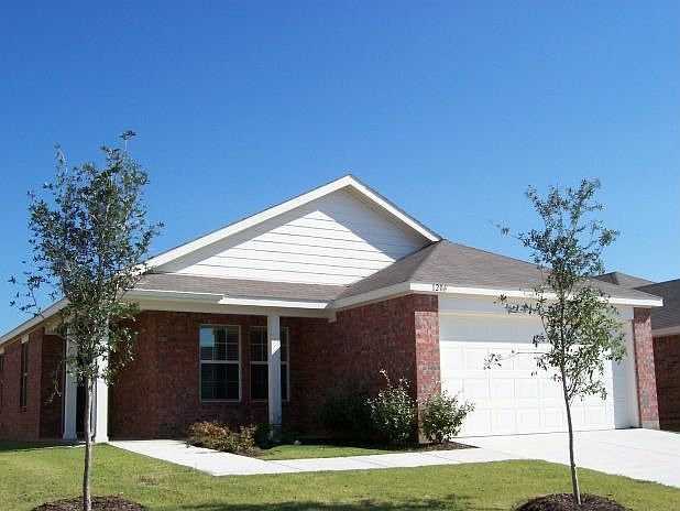 1st image of 1632 Nashwood Dr