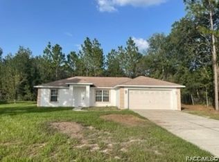 8555 N Amboy Dr, Citrus Springs, FL 34433