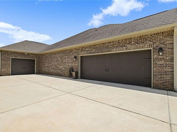 5th image of 33788 Rutland Ln