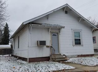 330 S 17th St, Decatur, IL 62521