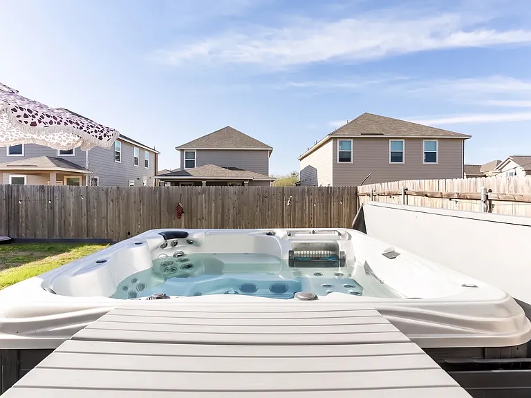 1133 Aronia Ln — Photo 3