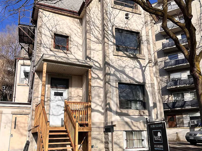 96 Springhurst Ave #3 — Photo 1