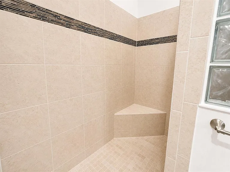 3942 Zenith Loop — Photo 18