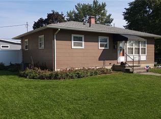 35 Luksin Dr, Tonawanda, NY 14150