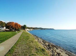 4224 Beach Dr SW APT 102, Seattle, WA 98116