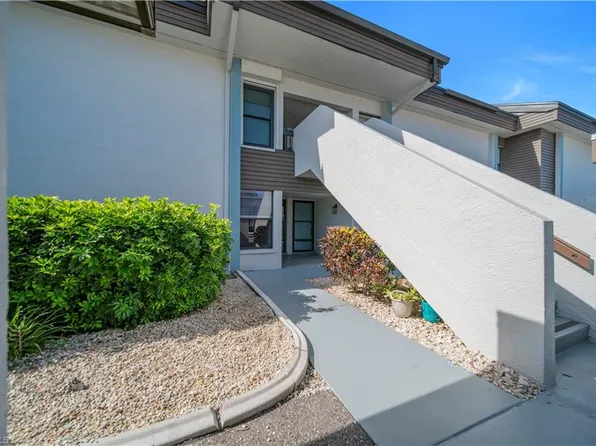 5790 Trailwinds DR #111, FORT MYERS, FL 33907