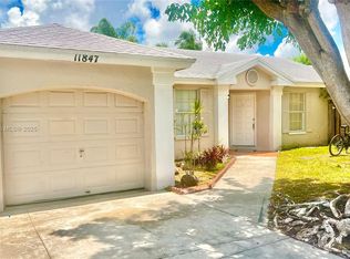 11847 SW 102nd St, Miami, FL 33186