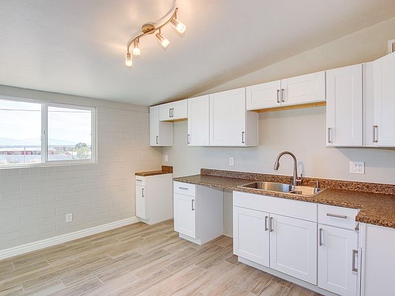 5th image of 1625 S Via Elnora