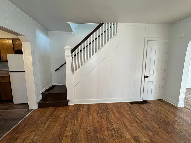 638 N Franklin St — Photo 7