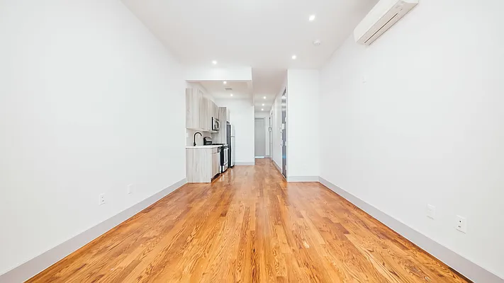 Rented by Nooklyn NYC LLC | media 4