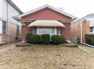 5210 N Meade Ave, Chicago, IL 60630