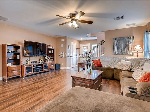 5th image of 571 Stonehenge Walk Ave